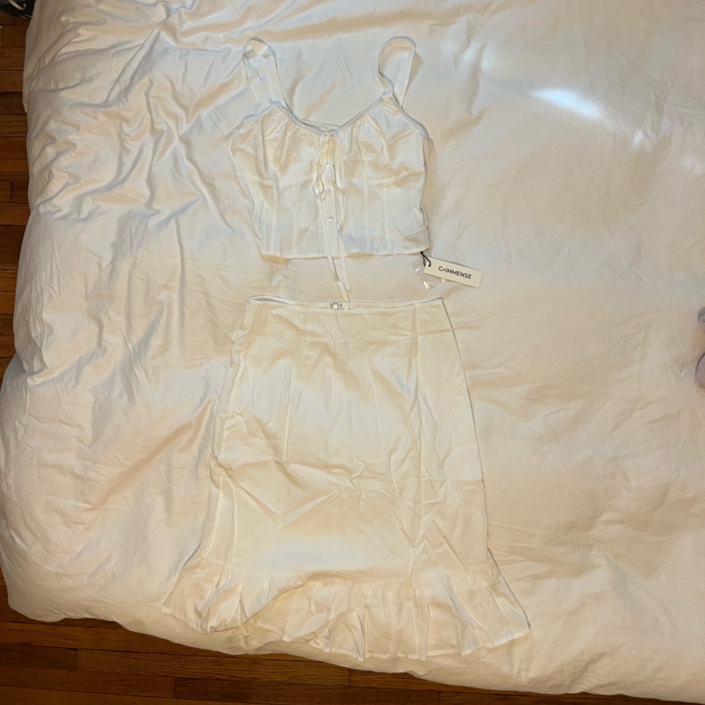 Commense White Two-Piece Set - Picture 6 of 12